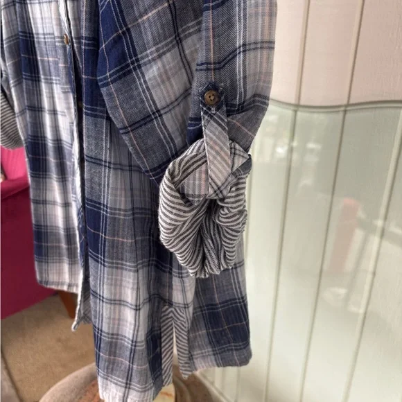 J. Jill Cotton Blend Blue Plaid Tunic Top - Picture 3 of 4